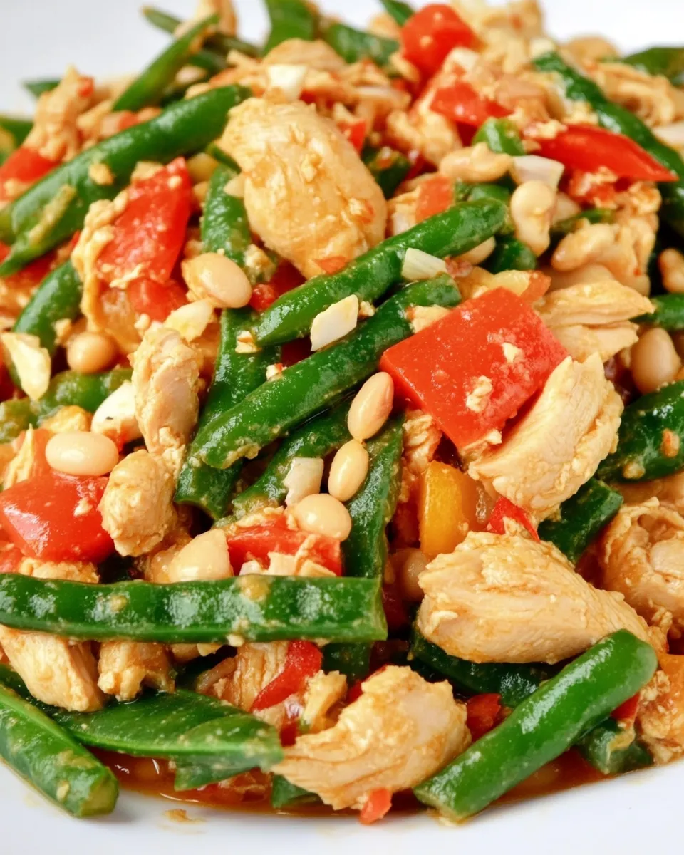 Easy Yam Tua Poo (Thai Chicken and Bean Salad) picture